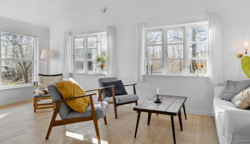 Four-Bedroom Holiday Home