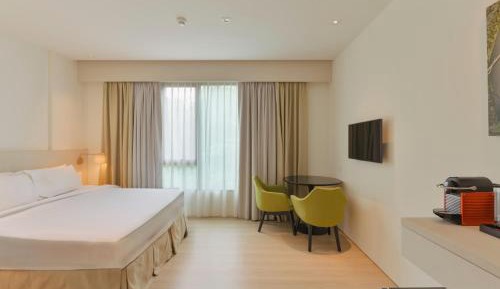 Standard King Room
