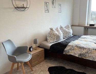 Room #1359006901