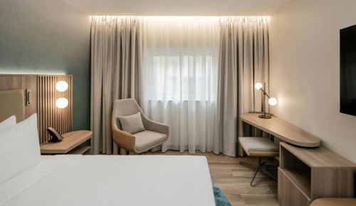 Standard King Room