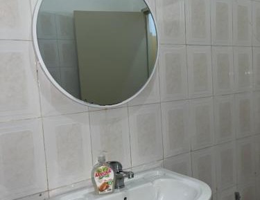 Deluxe Room (2 Adults + 1 Child)