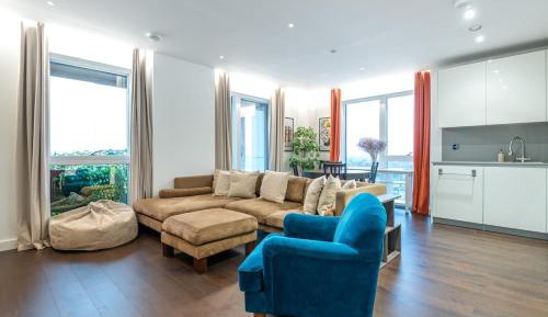 Two-Bedroom Apartment with Balcony and Terrace