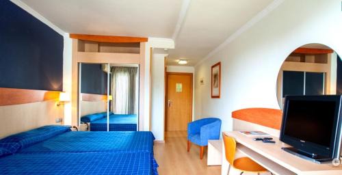 Family Room (1 Adult + 1 Child)