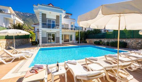 Four-Bedroom Villa