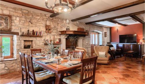 Four-Bedroom Holiday Home