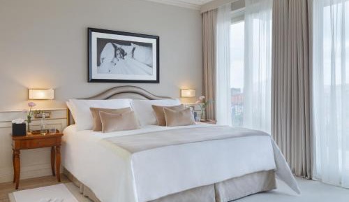 Deluxe Double or Twin Room with Balcony