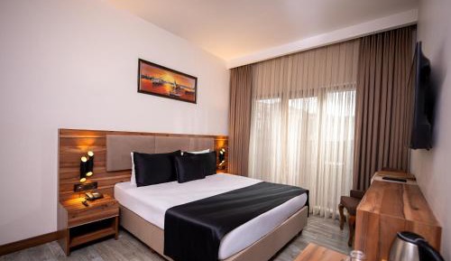 King Room with Balcony