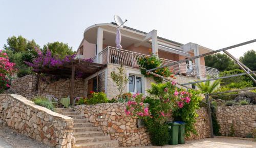 Villa with Sea View