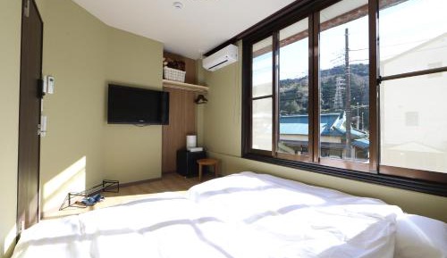Twin Room with Mountain View