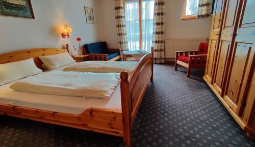 Double Room with Private Bathroom