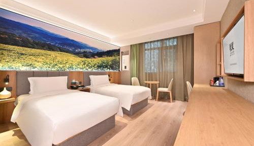 Double or Twin Room with Shower
