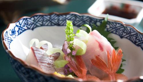 Western-style room with a seasonal Kaiseki dinner and Japanese breakfast 