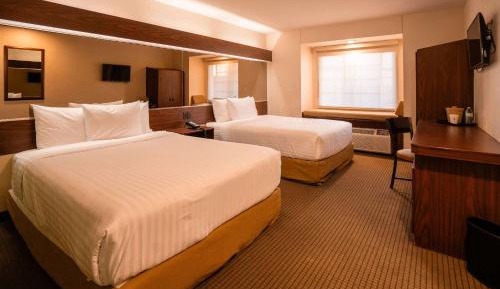 Queen Room with Two Queen Beds - Non-Smoking