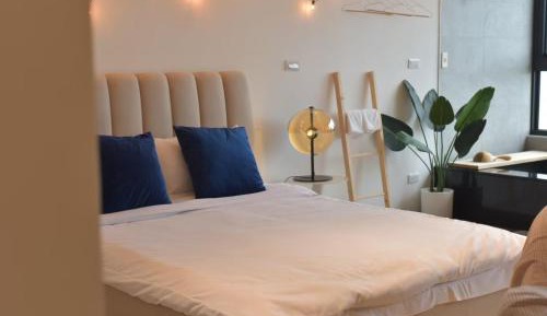 Deluxe Double Room with Balcony and Sea View