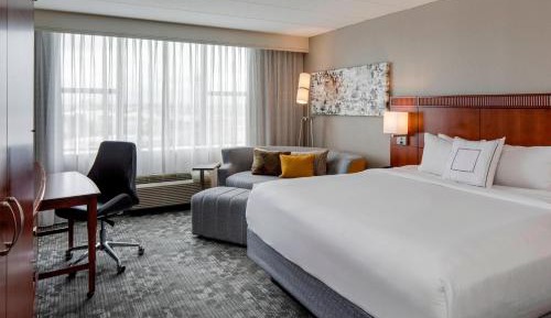 King Room with Sofa Bed