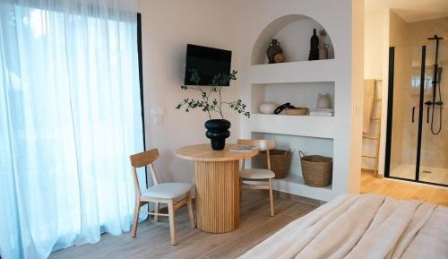 One-Bedroom Villa