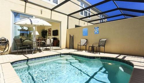 Three-Bedroom Townhouse