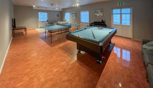 Eleven-Bedroom Holiday home