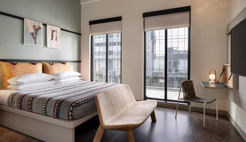 One-Bedroom Parlor Suite