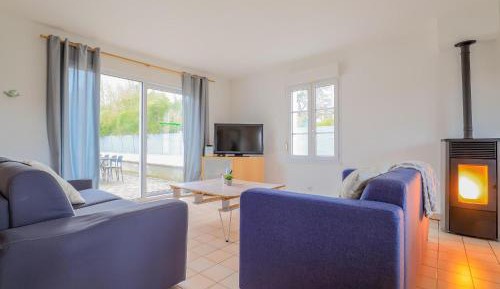 Four-Bedroom Holiday Home
