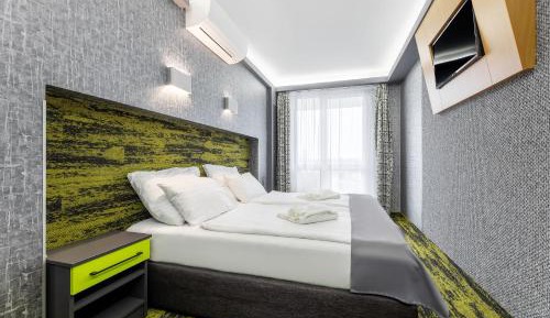 Twin Room with Balcony