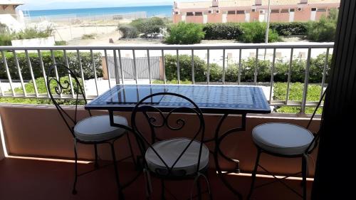 Superior One-Bedroom Apartment with Balcony