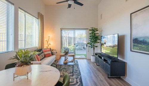 One-Bedroom Apartment