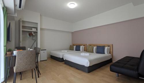 Deluxe Family Room