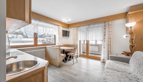 One-Bedroom Apartment (2-3 Adults)