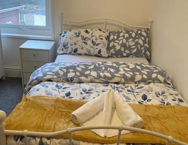 Three-Bedroom Standard Apartment