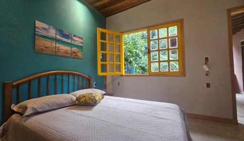 Family Room with Garden View