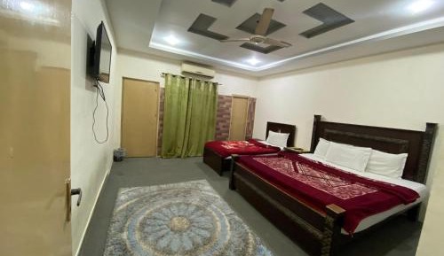 Deluxe Double Room (1 adult + 2 children)