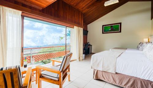 Sunset Queen Room with Two Queen Beds