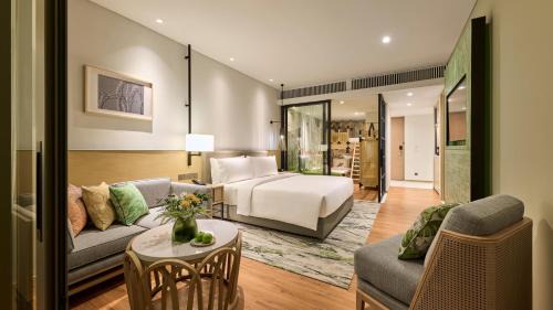 One-Bedroom Kids Theme Suite