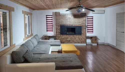 Three-Bedroom Holiday Home 