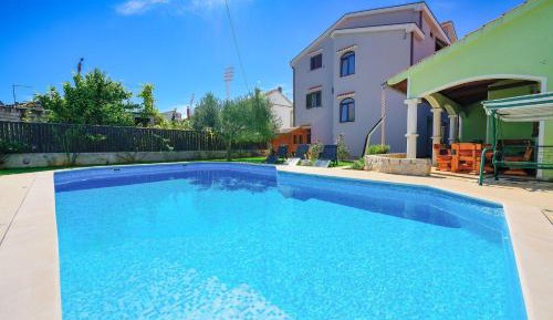 Two-Bedroom Apartment with Terrace