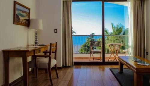 Junior Suite with Balcony