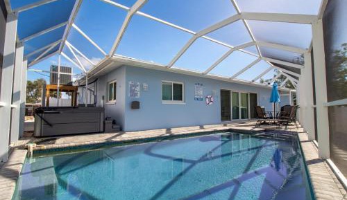 Three-Bedroom Vacation Home 