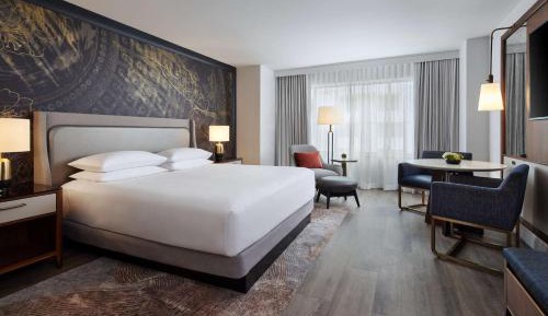 King Room with Atrium View