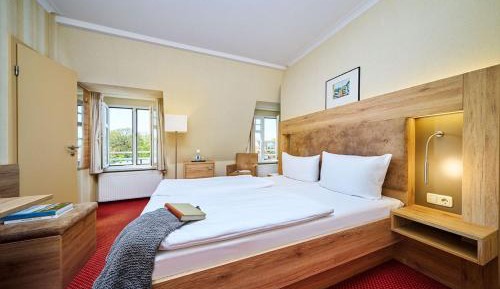 Double Room with Inland View