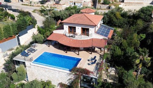One-Bedroom Villa