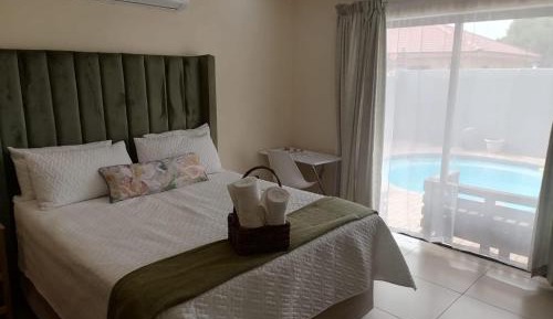 Double Room with Pool View