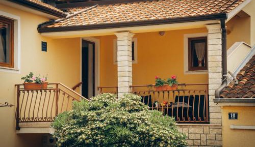 Apartment with Terrace