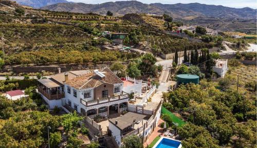 Five-Bedroom Holiday Home