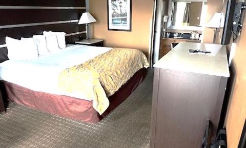 King Room - Non-Smoking