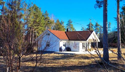 Four-Bedroom Holiday Home