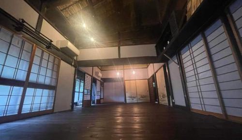 Japanese-Style Room