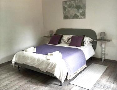 Double Room with Shared Bathroom