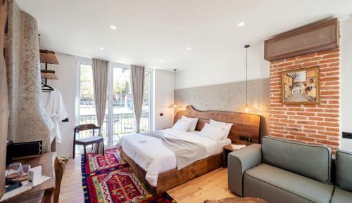 Suite with Balcony