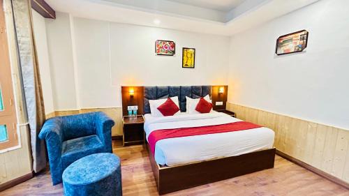 King Room with Mountain View